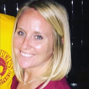 Meet your Posher, Pamela